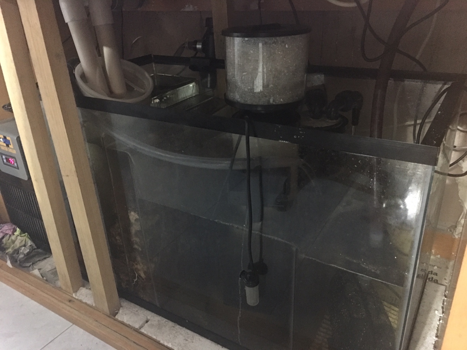 389904d7869617eaf6fe3f6909a0d596.